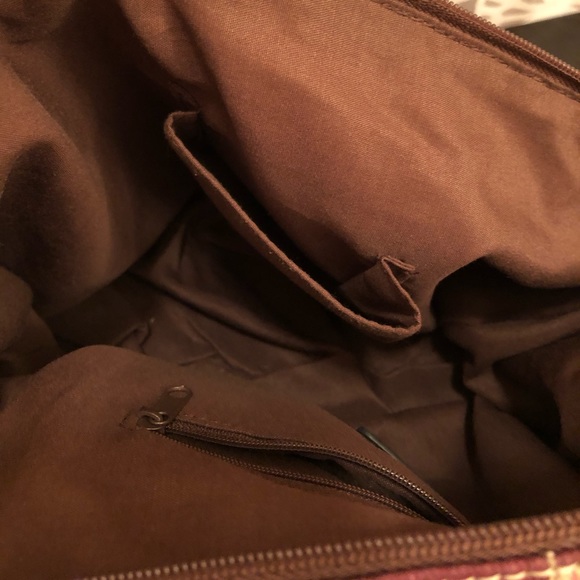 Relic Brand Colorful Print Shoulder Strap Purse - Picture 9 of 10